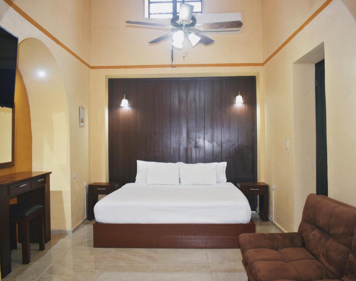 Hotel Casa Rico Валядолид Екстериор снимка