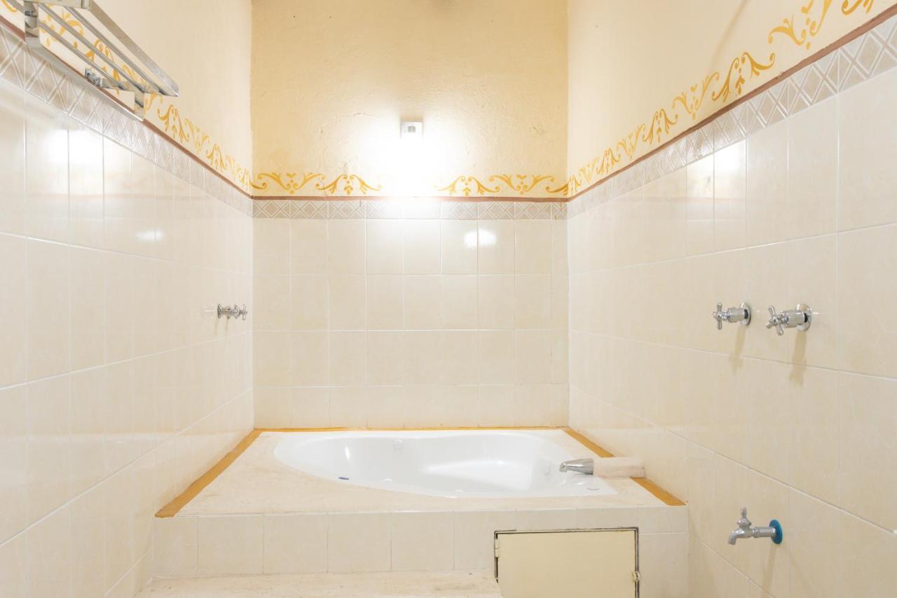 Hotel Casa Rico Валядолид Екстериор снимка